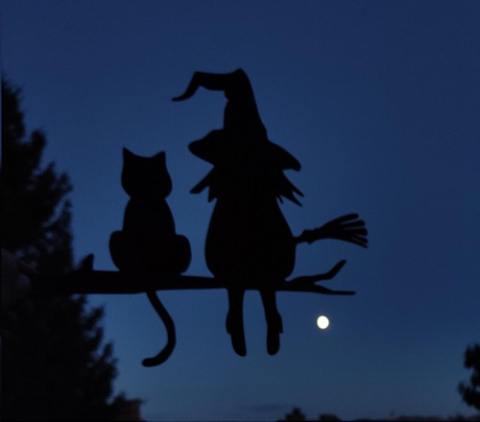 dekoracja ogrodowa halloween czarownica z miotłą dekoracja ogrodowa halloween czarownica z miotłą