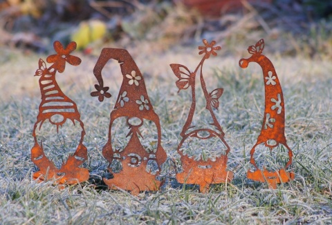 Skrzat krasnal ogrodowy dekoracja corten rdzewiona 101